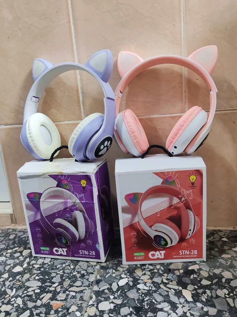 Audifonos con luces (usd)'s foto | Ixi'Shop |  BizneCubano